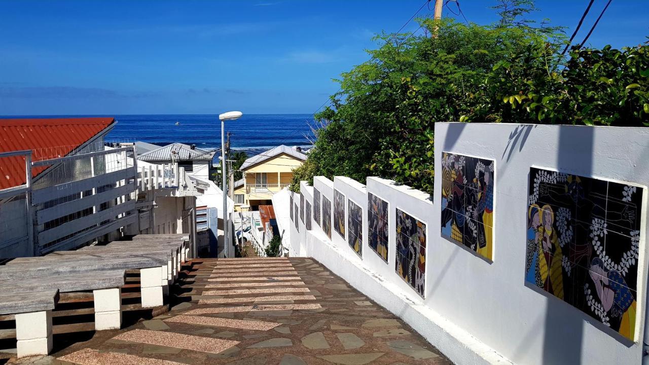 Le Victoria, Vue Mer Et Montagne Saint Pierre Exterior photo